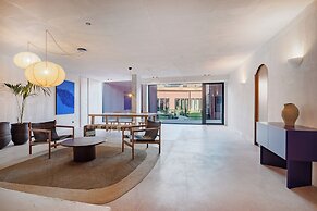Minimalist Loft at Terracotta Collection
