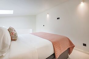 Minimalist Loft at Terracotta Collection