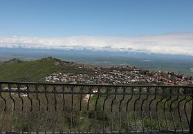 Lurji Bani