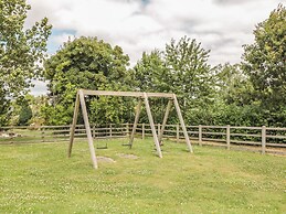 Maple Lodge