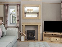 Maple Lodge