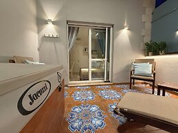 Manna Blue Sky - Exclusive Rooms