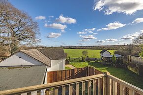 Spacious 6 Bedroom House in Maidenhead/ Windsor
