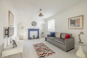 Spacious 6 Bedroom House in Maidenhead/ Windsor