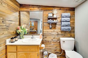Quiet Eagar Retreat Near Lakes, Hiking & Hunting!