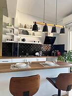 Panoramic Seaview Blue Nest - Stylish Getaway