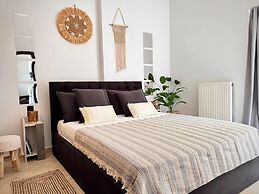 Panoramic Seaview Blue Nest - Stylish Getaway