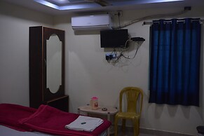 Hotel Mid Town Daringbadi