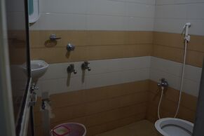 Hotel Mid Town Daringbadi