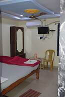 Hotel Mid Town Daringbadi