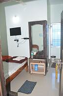 Hotel Mid Town Daringbadi