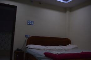 Hotel Mid Town Daringbadi