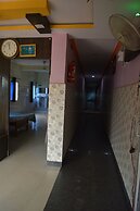 Hotel Mid Town Daringbadi