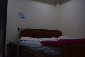 Hotel Mid Town Daringbadi