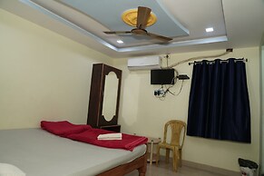 Hotel Mid Town Daringbadi