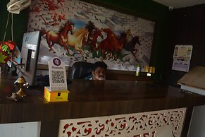 Hotel Mid Town Daringbadi