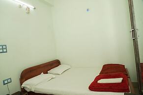 Hotel Mid Town Daringbadi