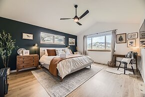 Pine Cabin 3 Bedroom Home