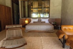 Primitivo Hotel & Villas