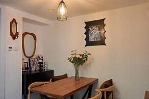 Shanghai Hills & Well-time MCM loft