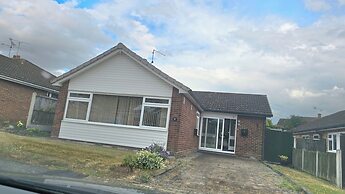 Herne Bay - House - Sleeps 7 - Parking