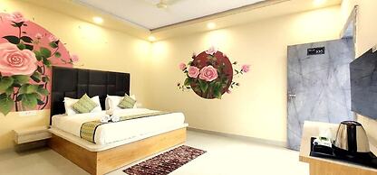 Kunj - By Shivaneel Hospitality