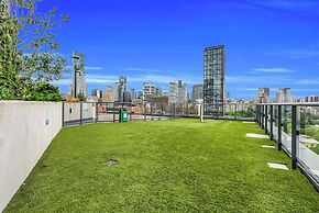 Toronto skyline suites