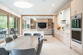 Camozzi Chalet by Revelstoke Vacations