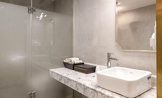 hotel 99 prestige