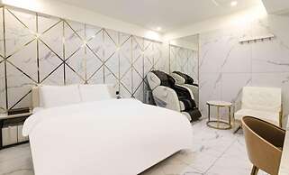 hotel 99 prestige