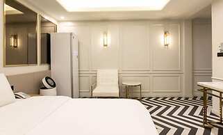 hotel 99 prestige