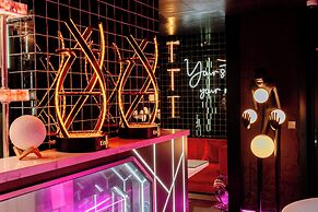X-Digital Hotel