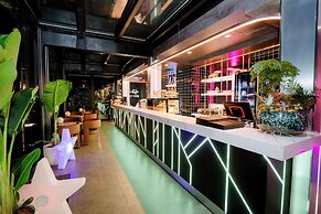 X-Digital Hotel
