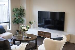 StayAU Pakenham 5 BRM Oasis Pet-friendly