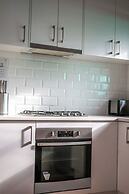 StayAU Newly Modern Comforts 3BRM Home Cranbourne