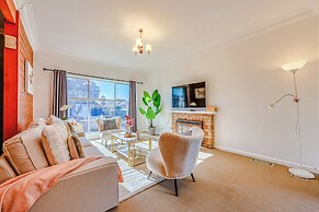StayAU Private Two-Storey 6 Beds House Wendouree