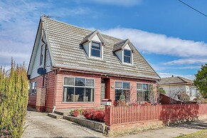 StayAU Private Two-Storey 6 Beds House Wendouree