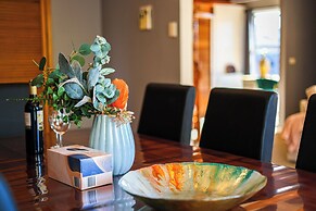 StayAU Private Two-Storey 6 Beds House Wendouree