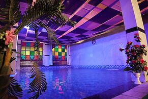 Hotel Golden Bird