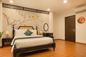 Hanoi Bliss Boutique Lo Ren