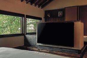 Futon Designer Hotel (Liberation Monument&Nanbin Road Store)