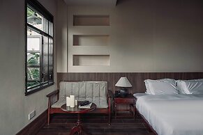 Futon Designer Hotel (Liberation Monument&Nanbin Road Store)