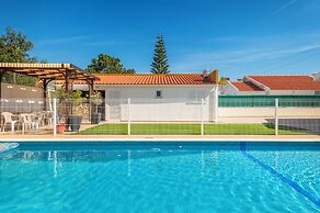 Solar do Castelo Villa with Pool