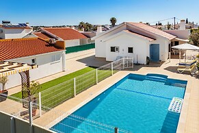 Solar do Castelo Villa with Pool