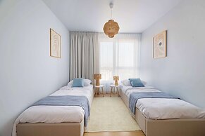 Elite Apartments Beachside Balcony