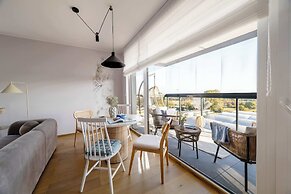 Elite Apartments Beachside Balcony