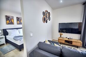 Cam's Suites