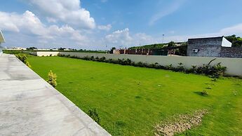 Hotel Moon -Near Bus Stand Panipat