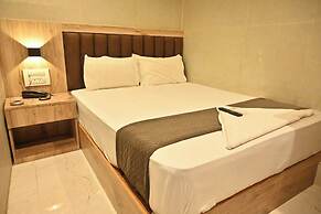 Hotel Royal Bkc
