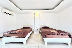 Grand Place Resort